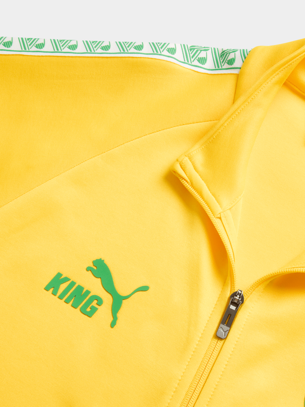 Puma Men's Mamelodi Sundowns King Anthem Yellow Jacket - Lightweight Soccer Fan Gear