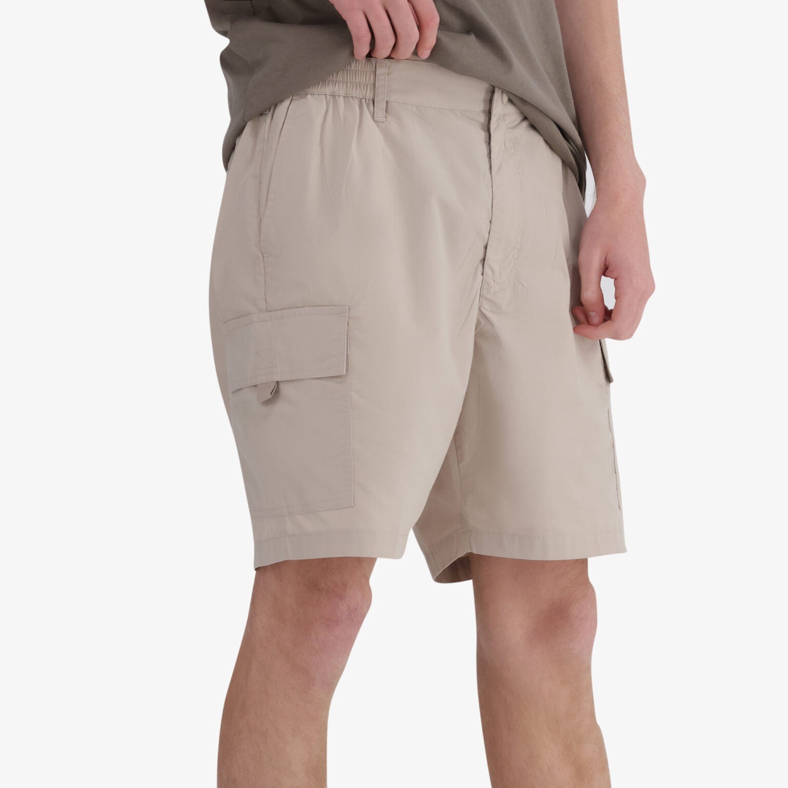 Hi-Tec Men's Durable 7-Inch Cargo Shorts: Multi-Pocket Comfort for Outdoor Adventures
