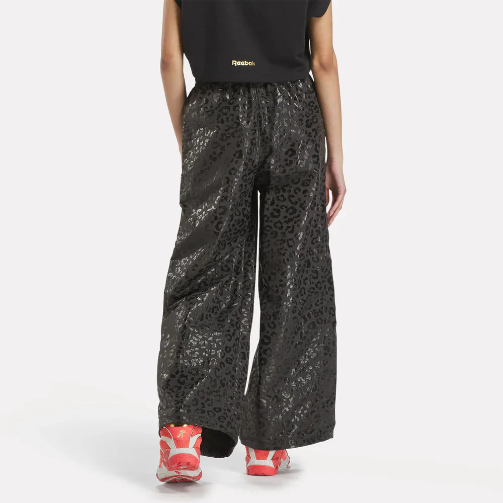 Reebok x Angel Reese Hoop Pant (1)