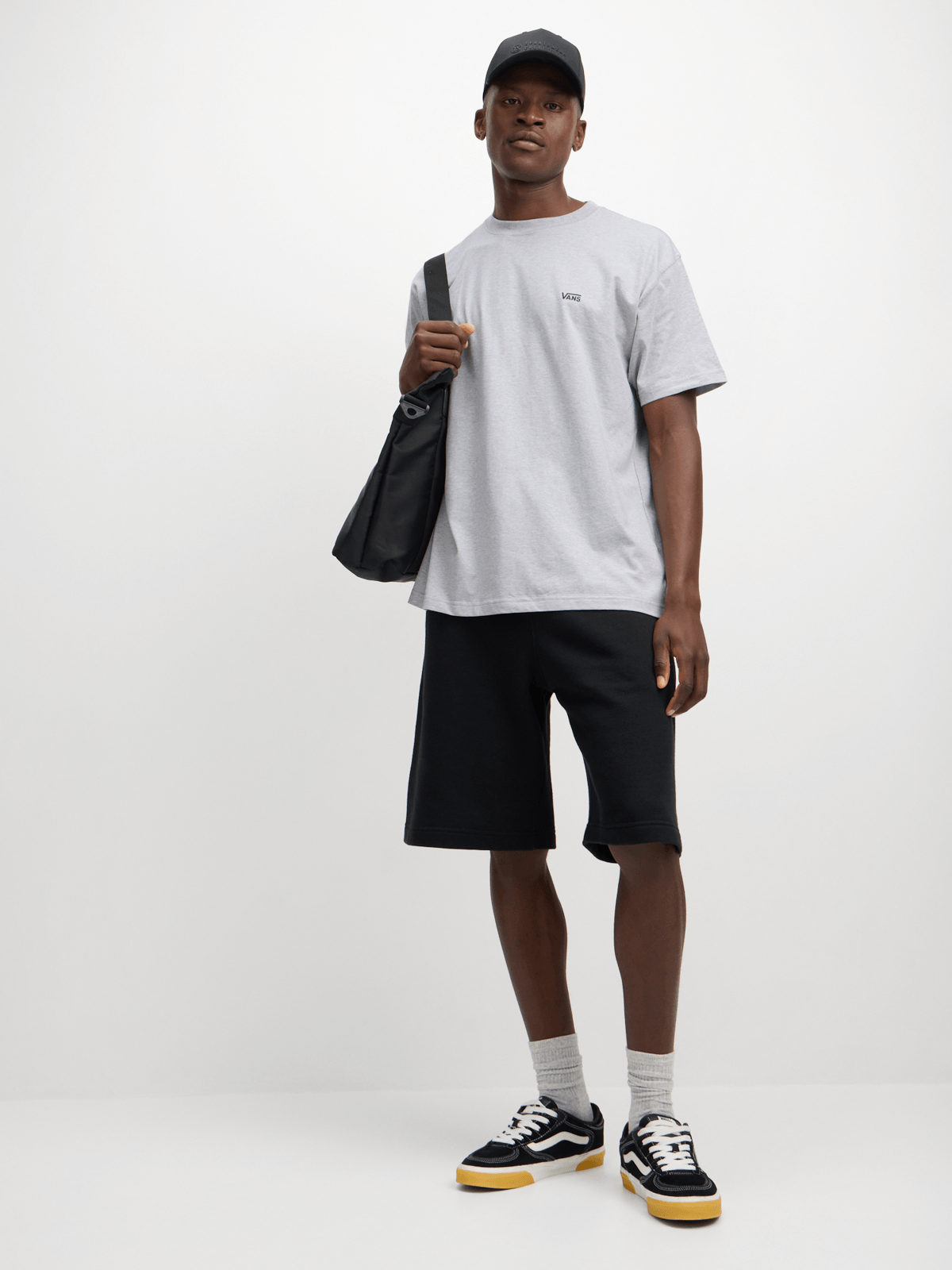 Vans Men's Classic Fit Left Chest Logo Grey Short Sleeve T-Shirt Tee